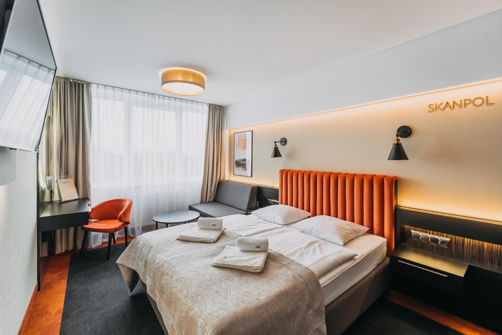 Hotel New Skanpol Kolobrzeg Exterior photo